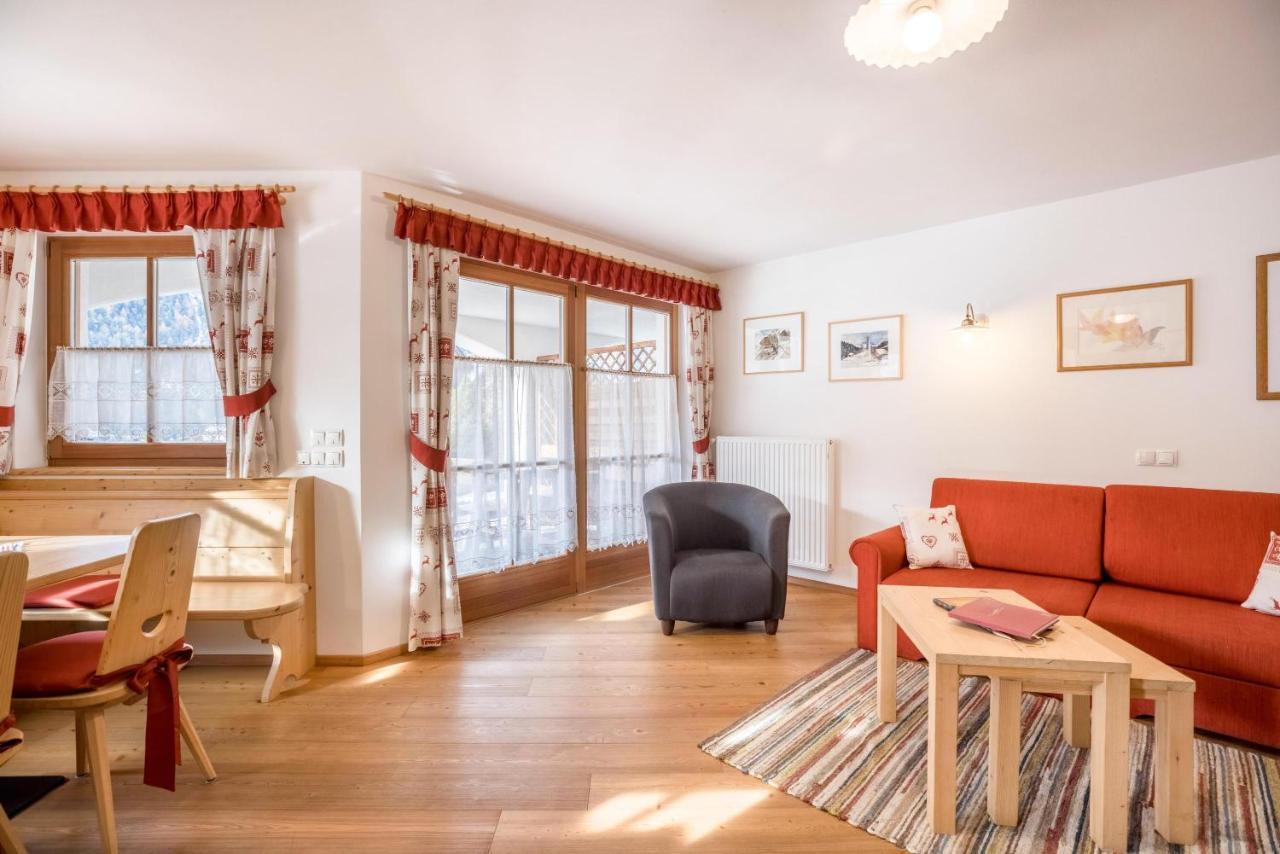 Ciasa Tlara App Alma Appartement Al Plan di Mareo Buitenkant foto